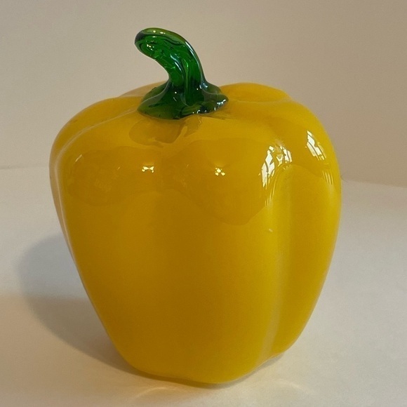 Vintage Murano Glass Type Yellow Pepper - Picture 2 of 5